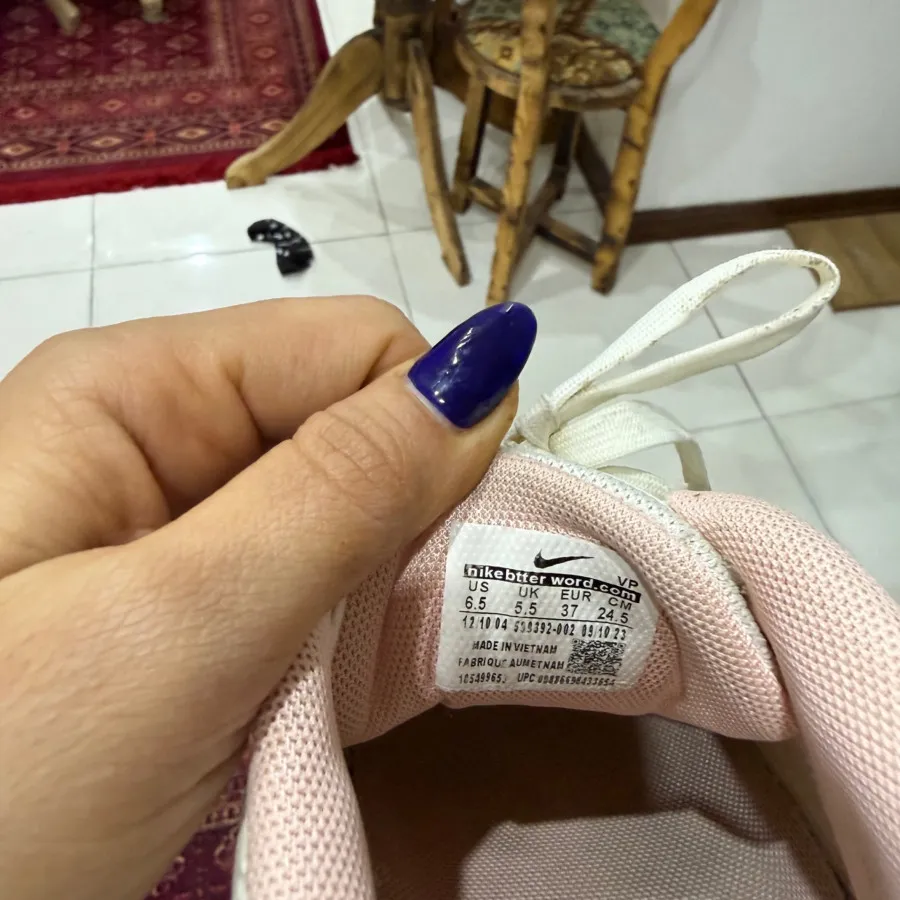 کتونی اکو و نایک