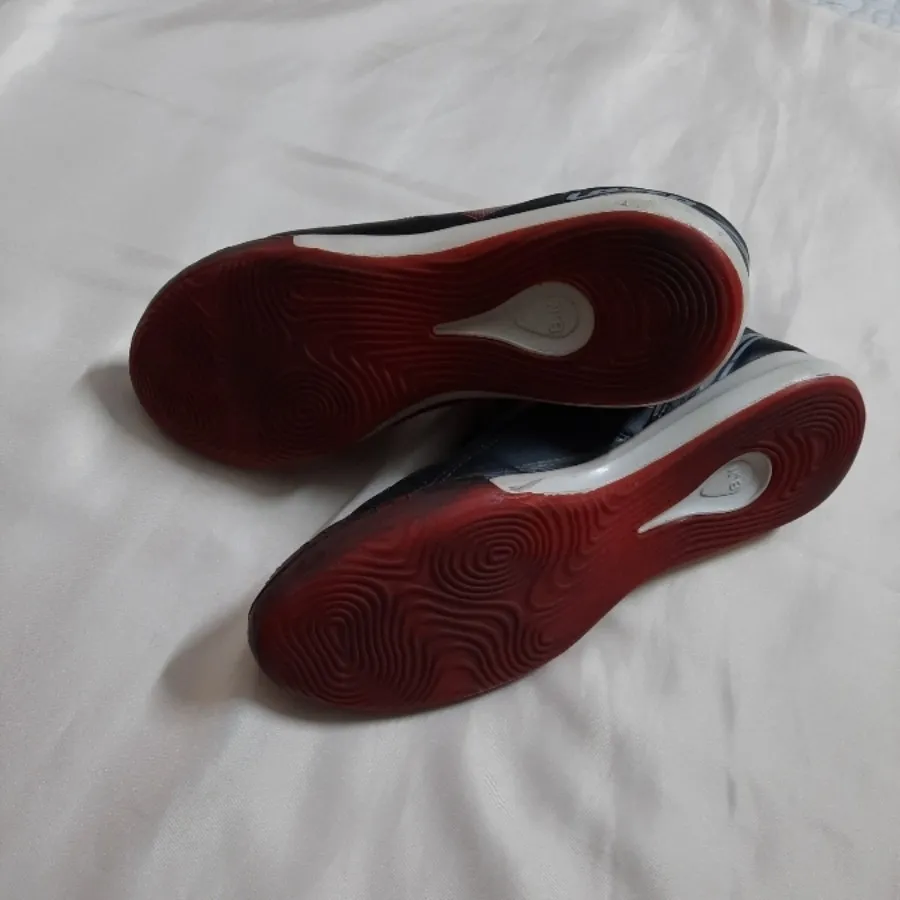 کفش کتونی