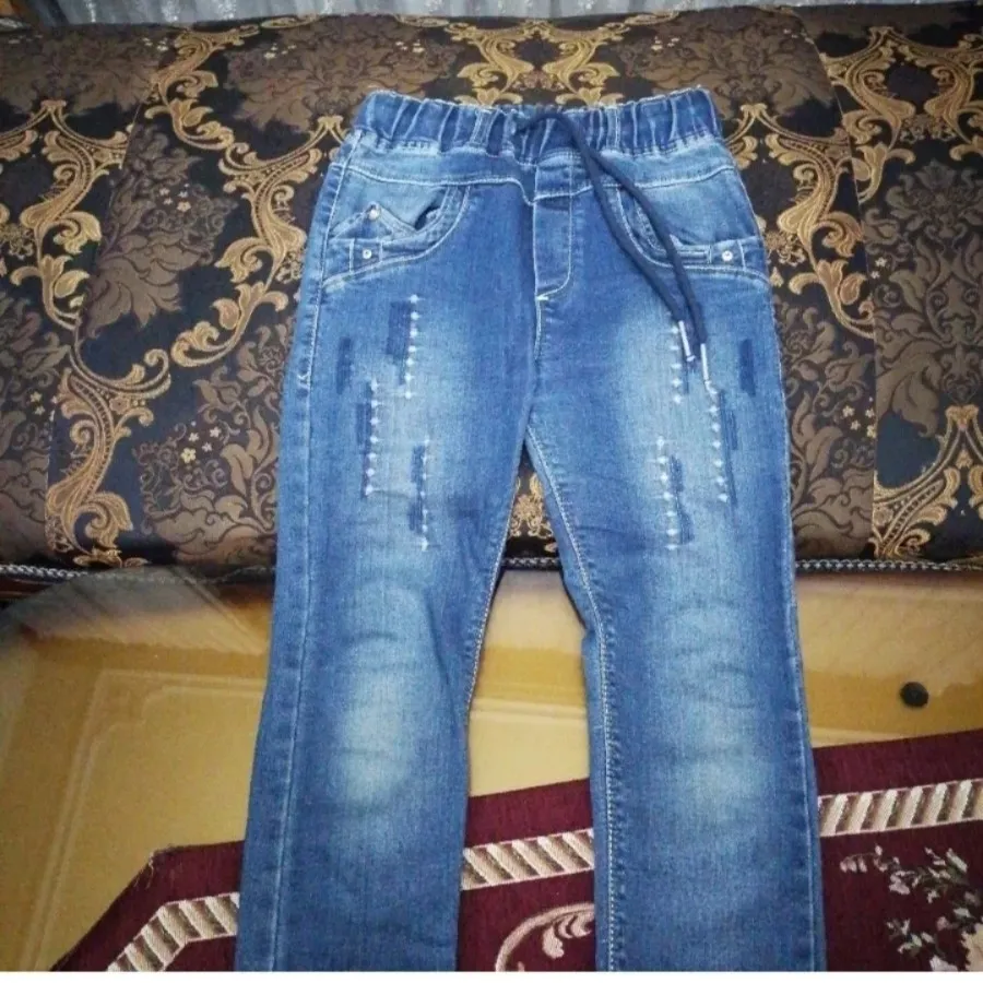 شلوار جین بچگانه ویکتور