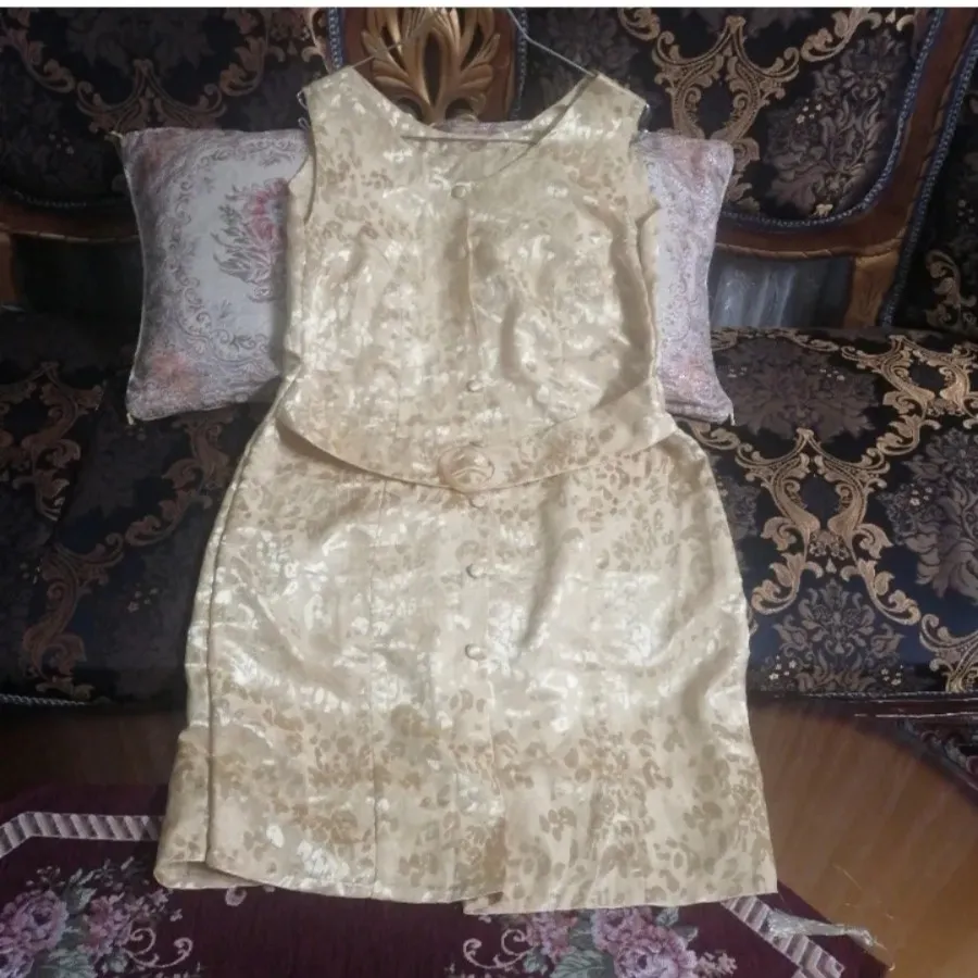سارافن یا پیراهن طلایی
