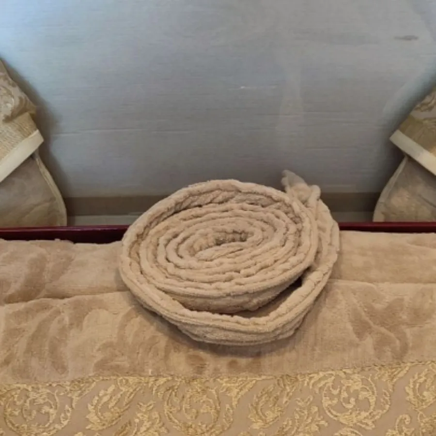 حوله تن پوش
