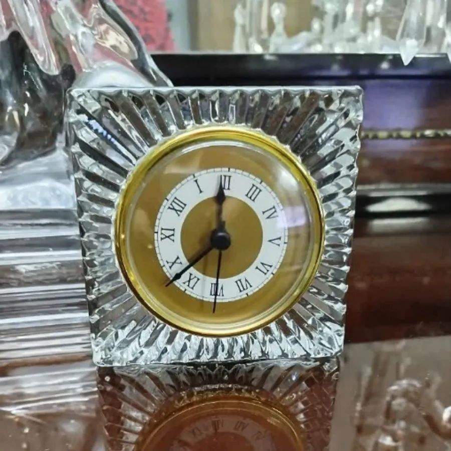 ساعت رومیزی کریستال