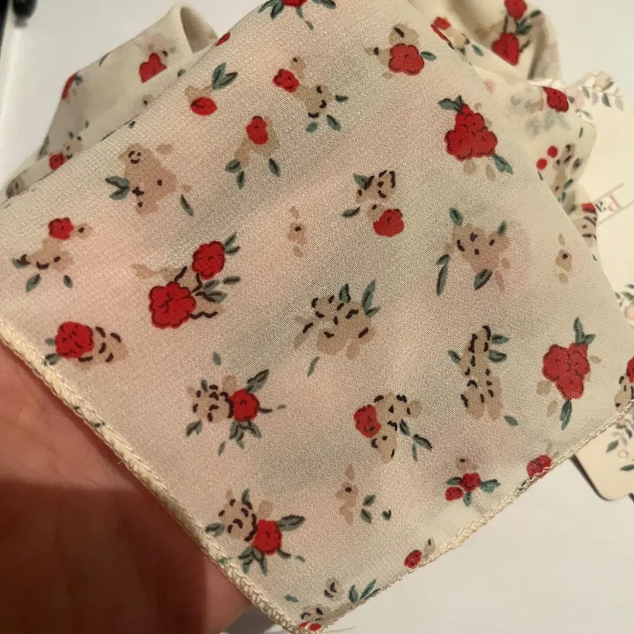 مینی اسکارف گل گلی