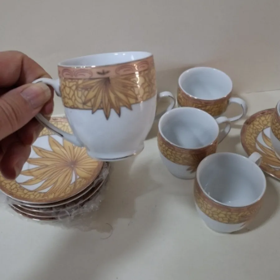 فنجان نعلبکی قهوه طلایی
