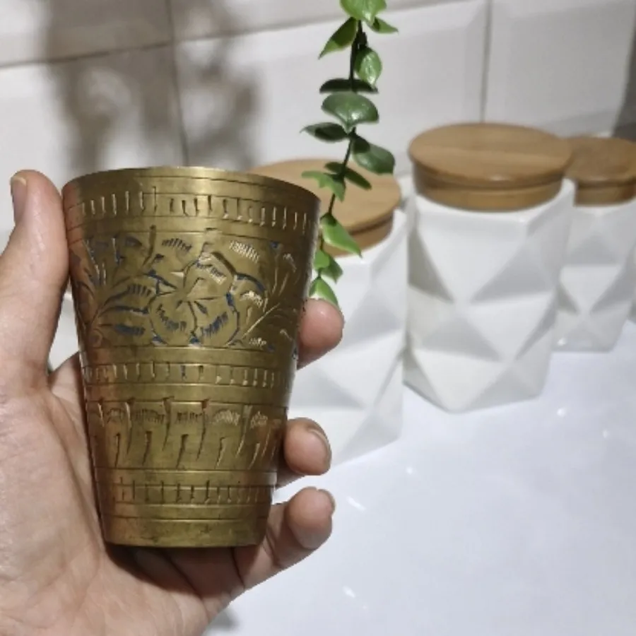 لیوان برنجی دستساز