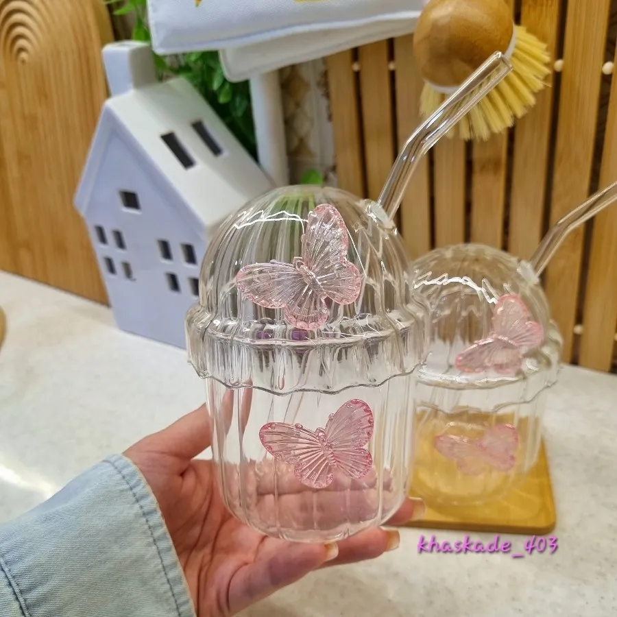 لیوان اسموتی پروانه ای