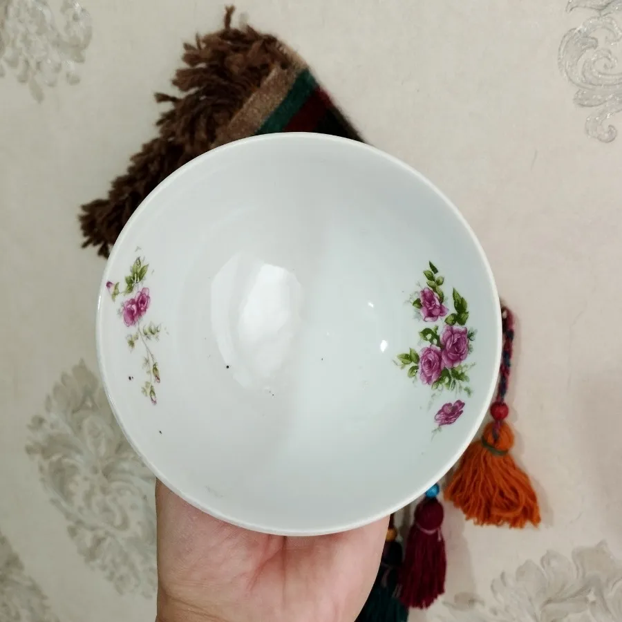 پیاله گلسرخی