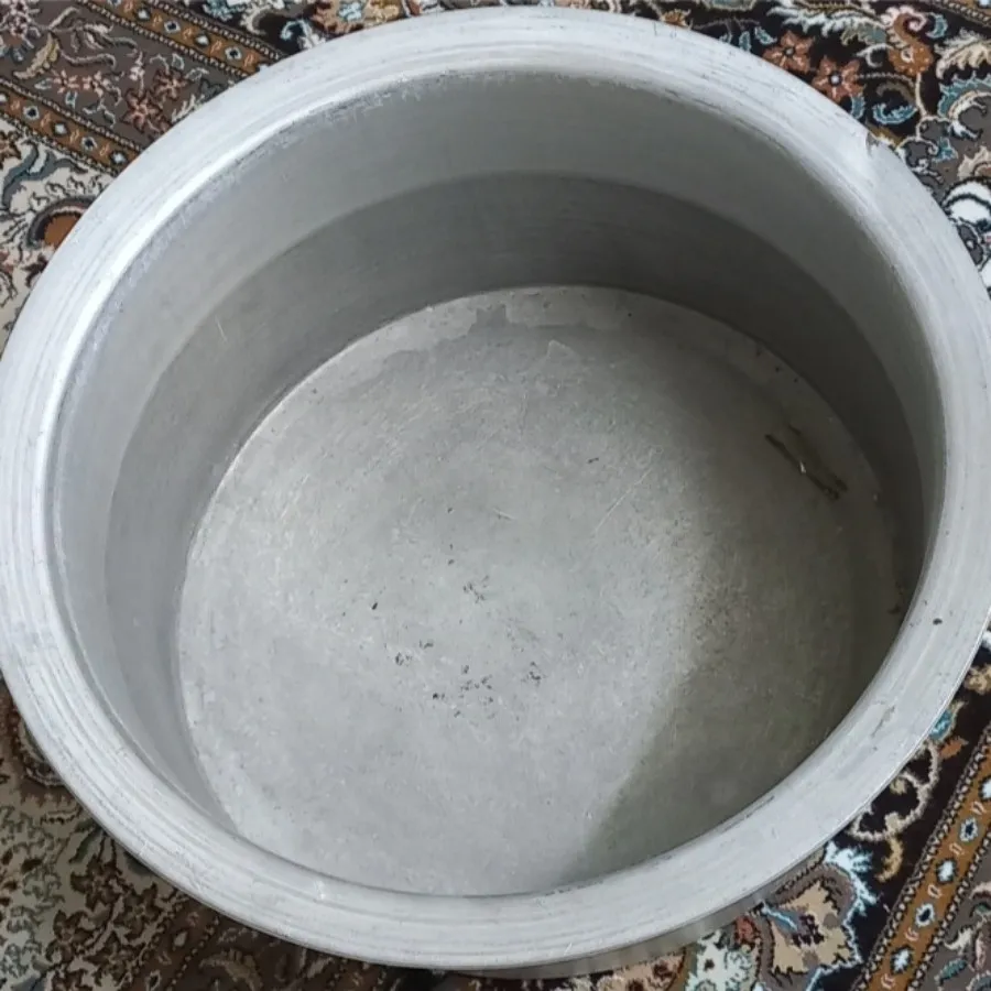 قابلمه روحی قدیمی نو