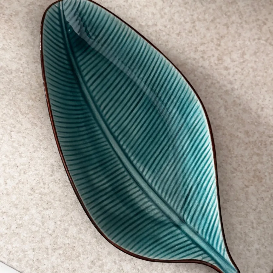 شیرینی خوری