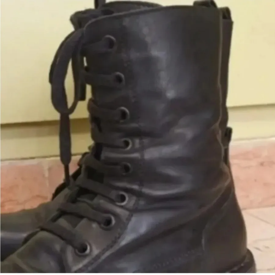 بوت مشکی