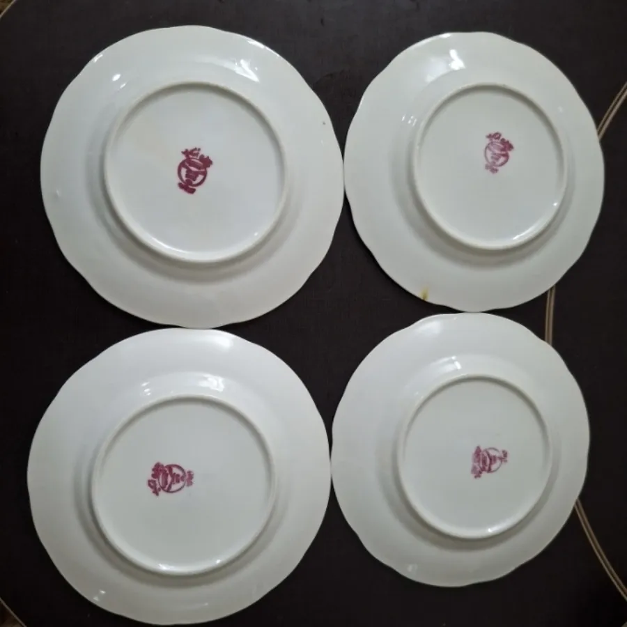 شیرینی خوری گل میخک