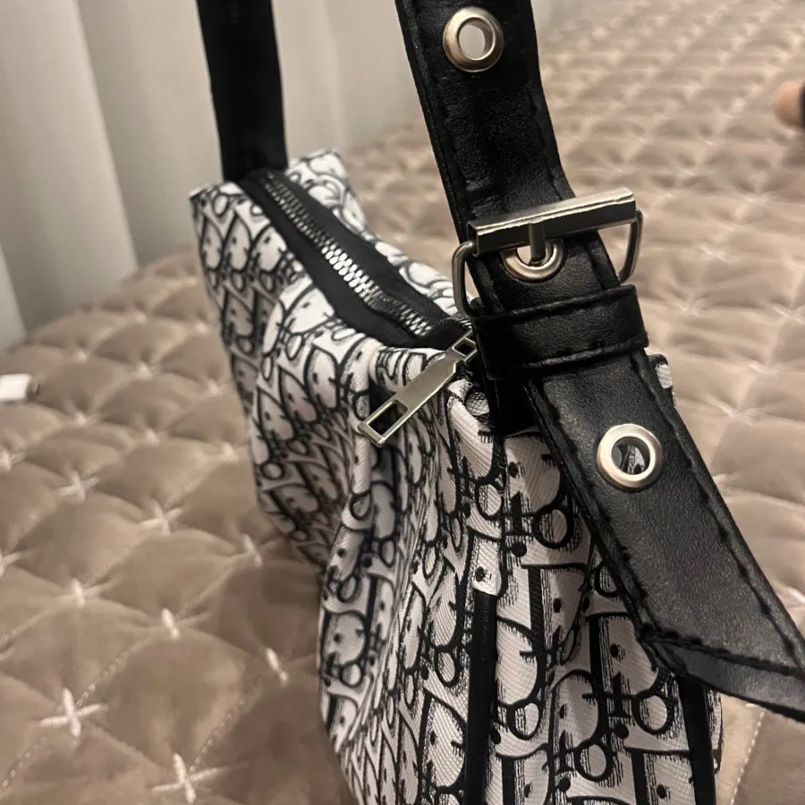 کیف دیور