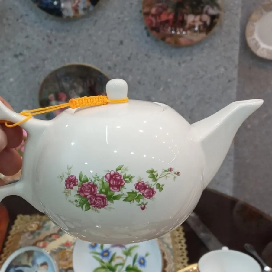 قوری زعفران و چای
