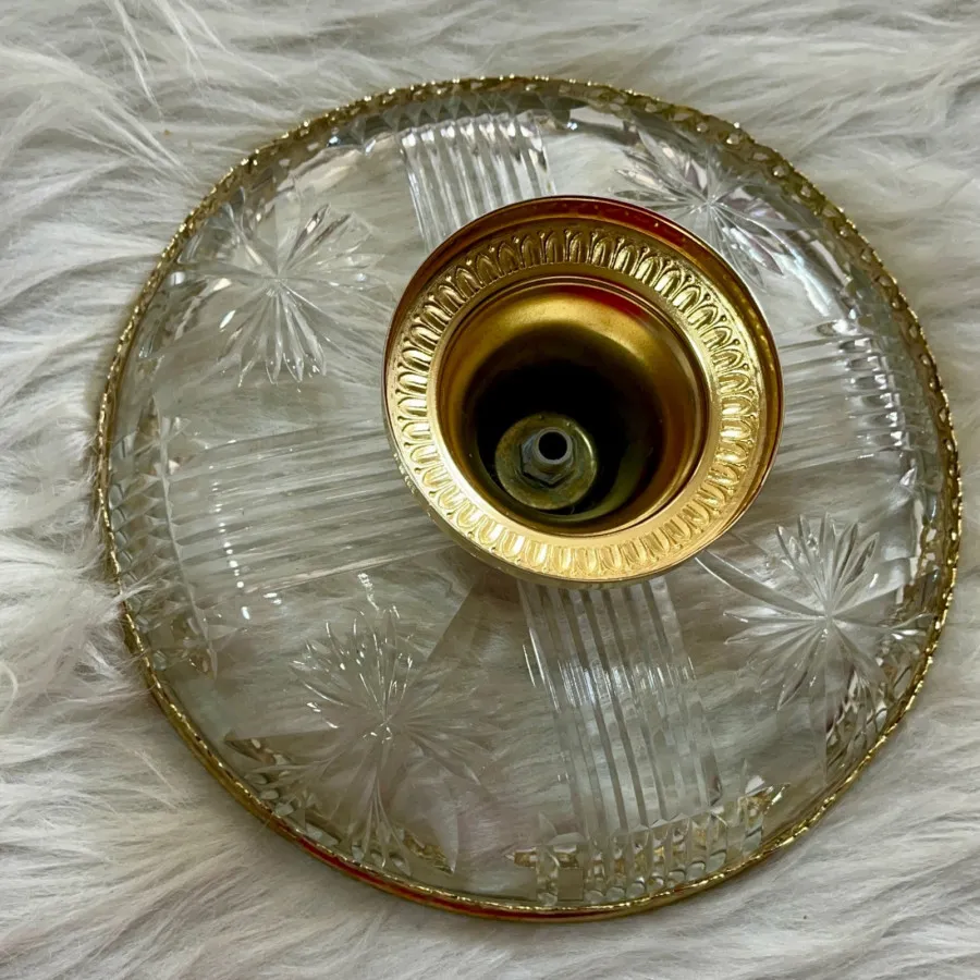 شیرینی خوری