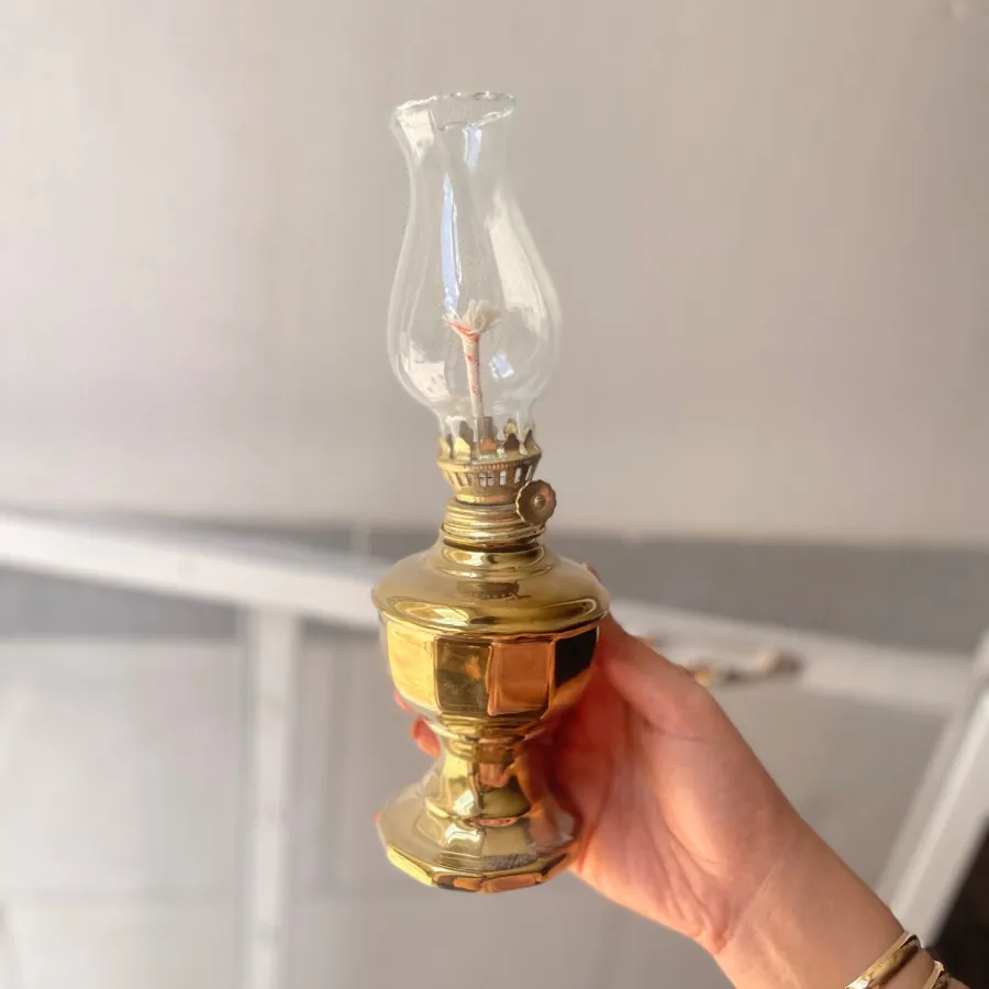 چراغ نفتی