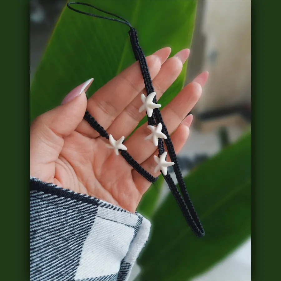 فون چارم و دستبند مکرومه