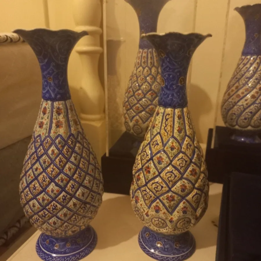 گلدان مینا کاری در جه یک