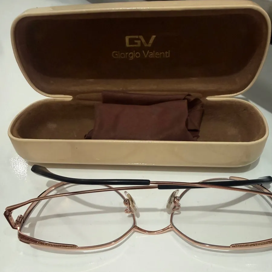 فریم عینک برند Giorgio va