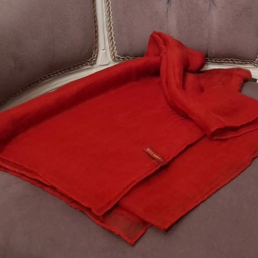 روسری زنانه
