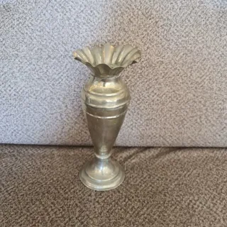 گلدان و رشو  قدیمی