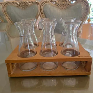 تُنگ‌مجلسی