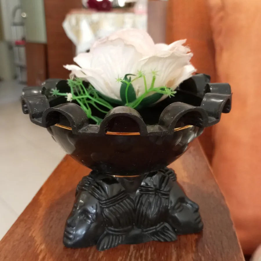 گلدان هنری طرح چهره انسان