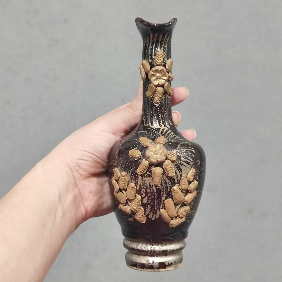 گلدان قهوه ای آنتیک