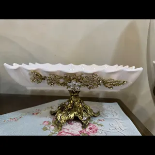 شیرینی خوری پایه دار