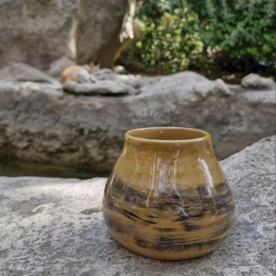 گلدان سفالی
