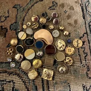 دکمه های فلزی وارداتی