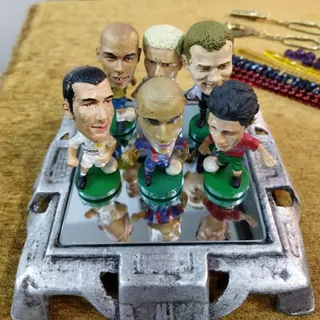 شش عدد لوگو