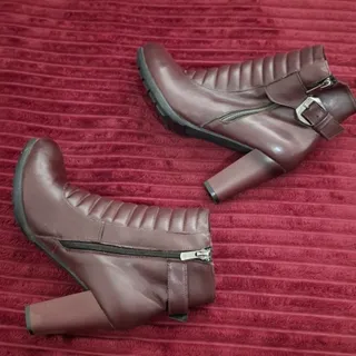 نیم بوت