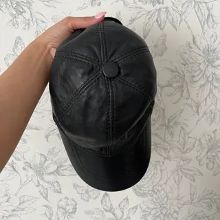 کلاه کپ چرم