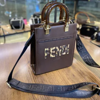 کیف فندی وارداتی