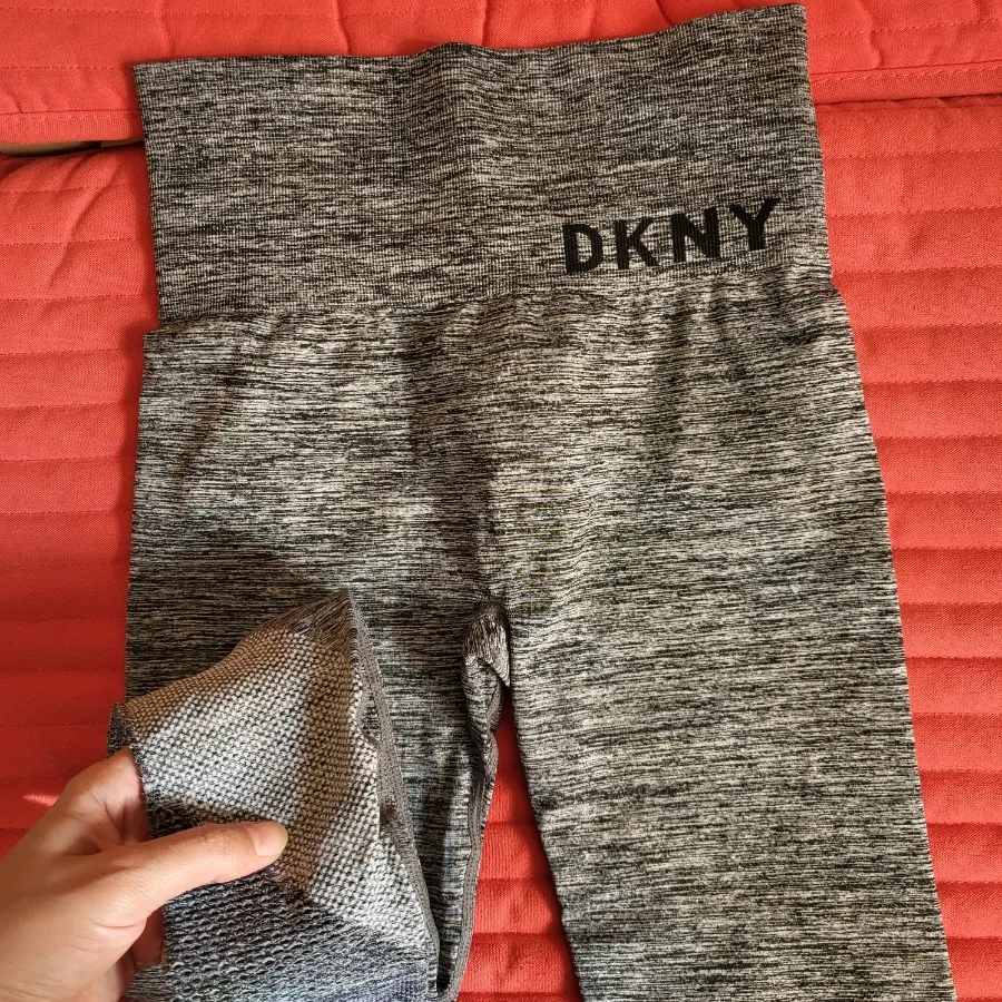 لگ ورزشی Dkny