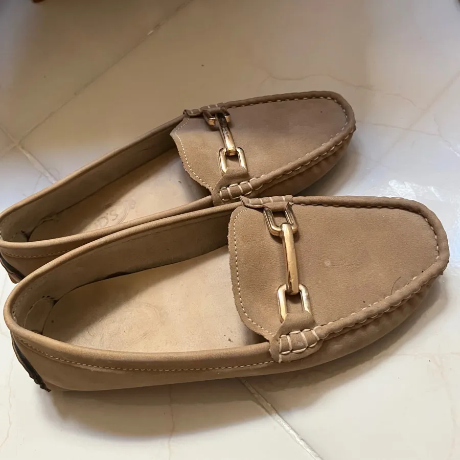 کفش کرم تخت کژوال