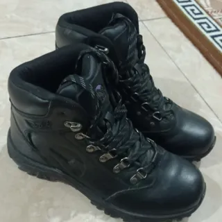 کفش کوهنوردی مارک gelert