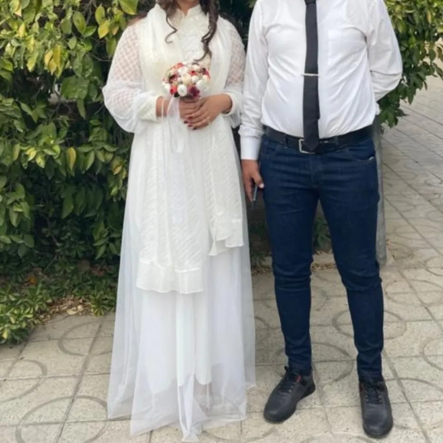 لباس عقد