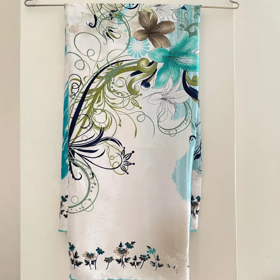 روسری ابریشم اصل