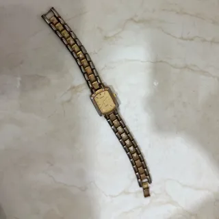 ساعت omax