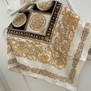 روسری ابریشم ترک