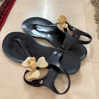 صندل مناسب استخر