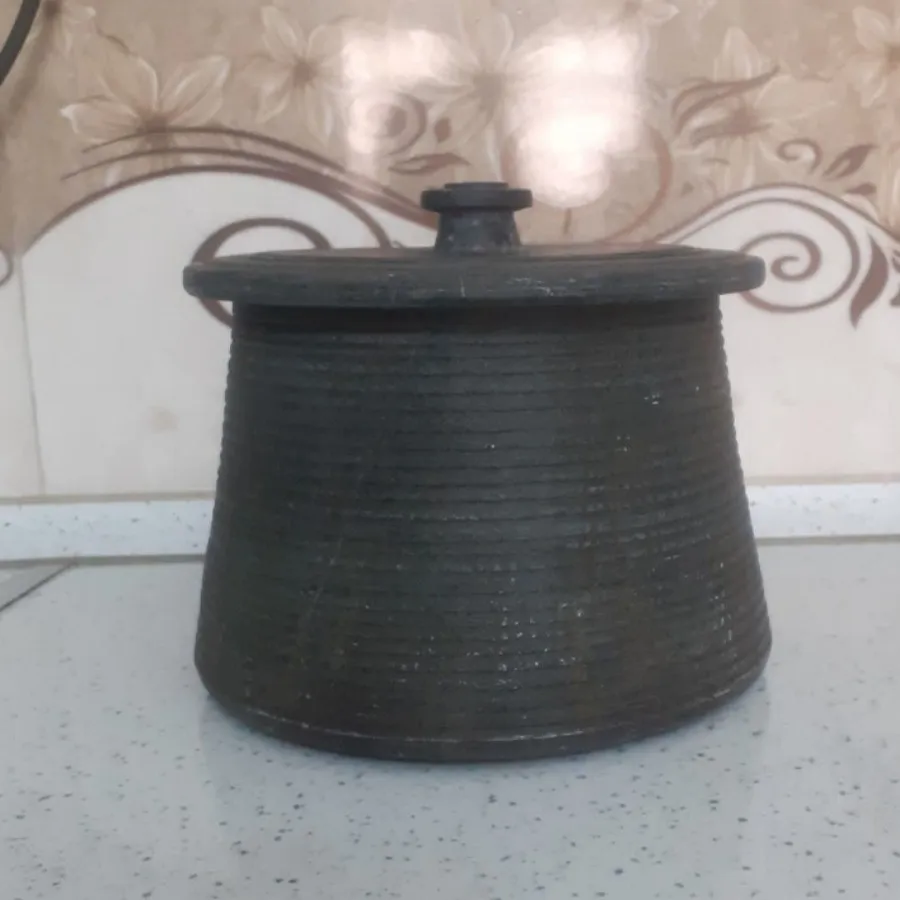 دیزی سنگی قابلمه