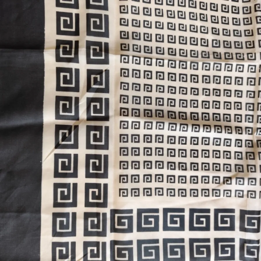 مینی اسکارف  مارک فِندی
