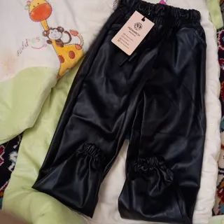 شلوار دخترانه چرم نو