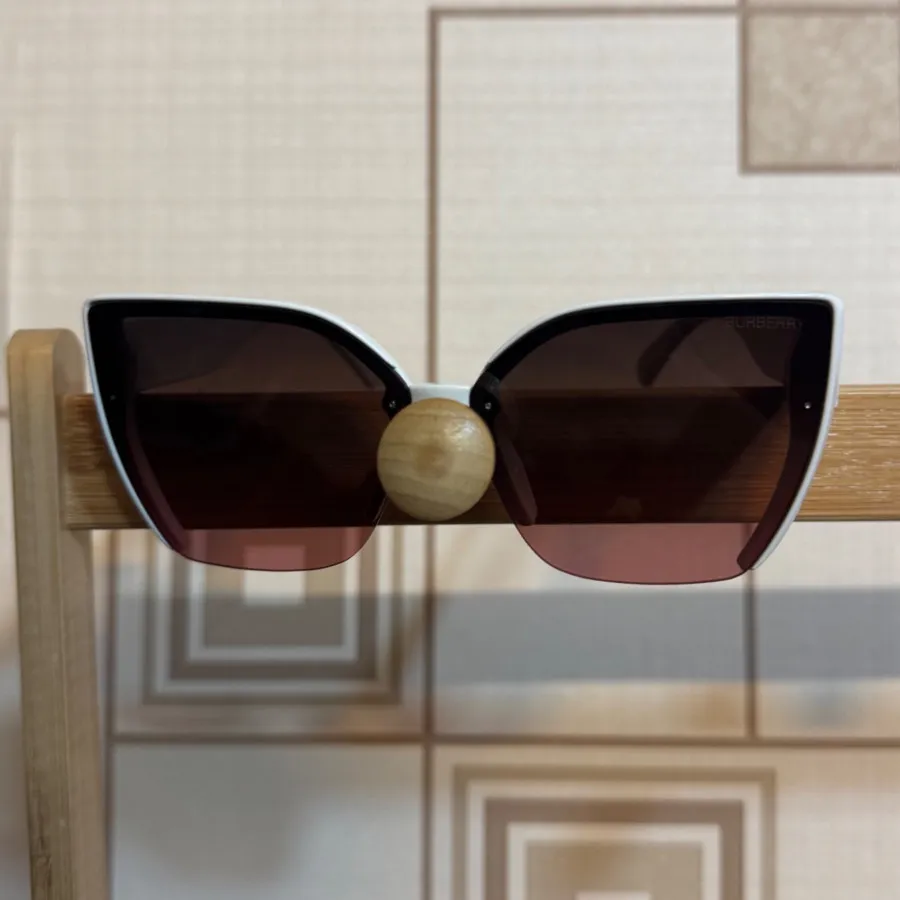 عینک آفتابی burberry