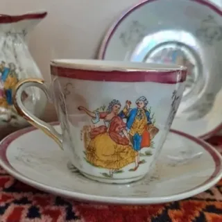 فنجان نعلبکی کلکسیونی