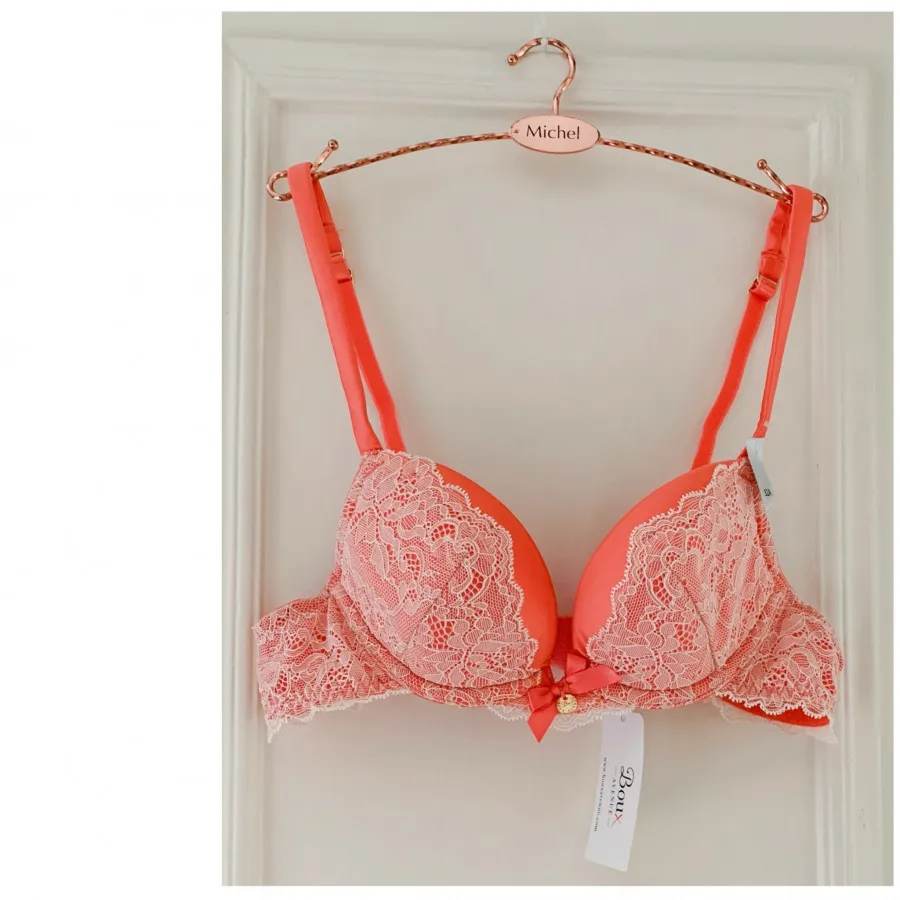 سوتین برند Boux Avenue