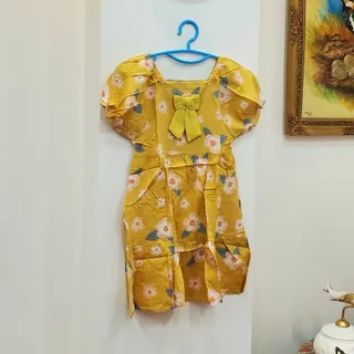 پیراهن دخترانه