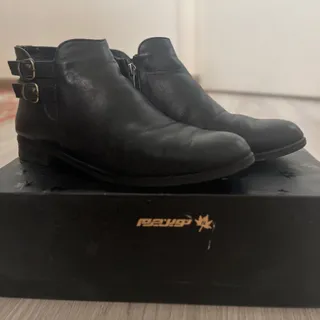 بوت نوین چرم